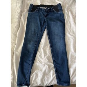 Maternity skinny jeans size 4